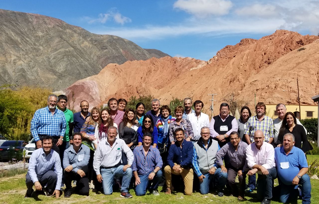 Funcionarios de la provincia de Jujuy junto a Paula Nuñez y Gonzalo Diéguez (CIPPEC)