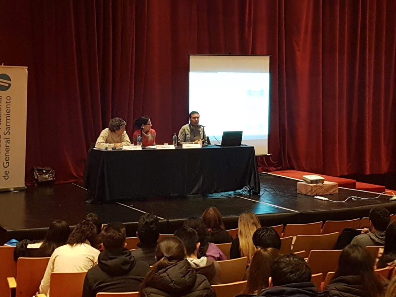 Parte del equipo de Gestión Pública de CIPPEC presente en la Jornada de Gestión de la UNGS