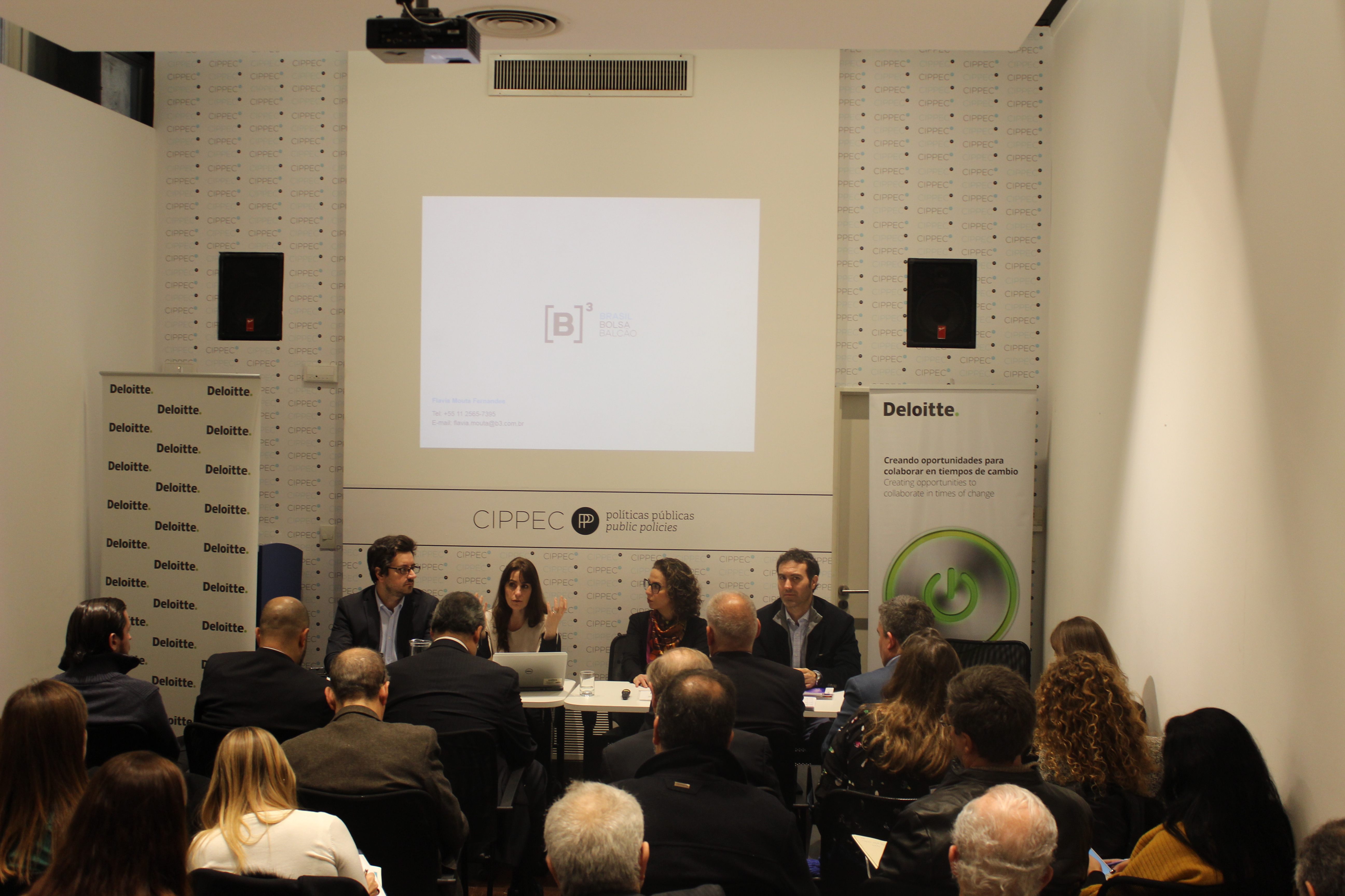 Encuentro en CIPPEC sobre el programa de entrenamiento “Gobierno Corporativo en empresas públicas”